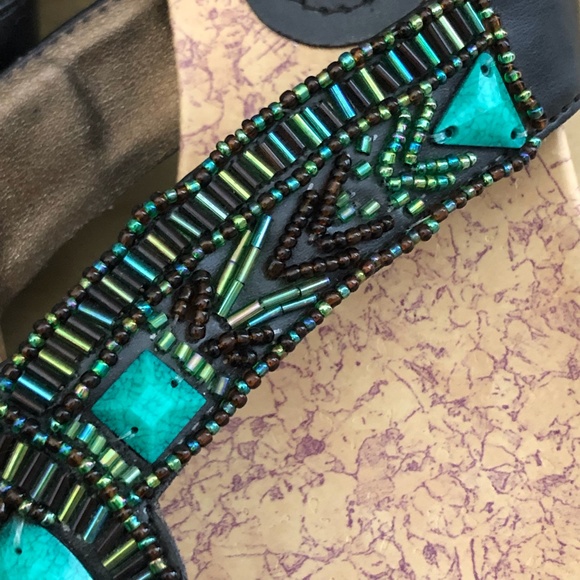 Kenneth Cole Reaction Wedge Sandals - Picture 11 of 16